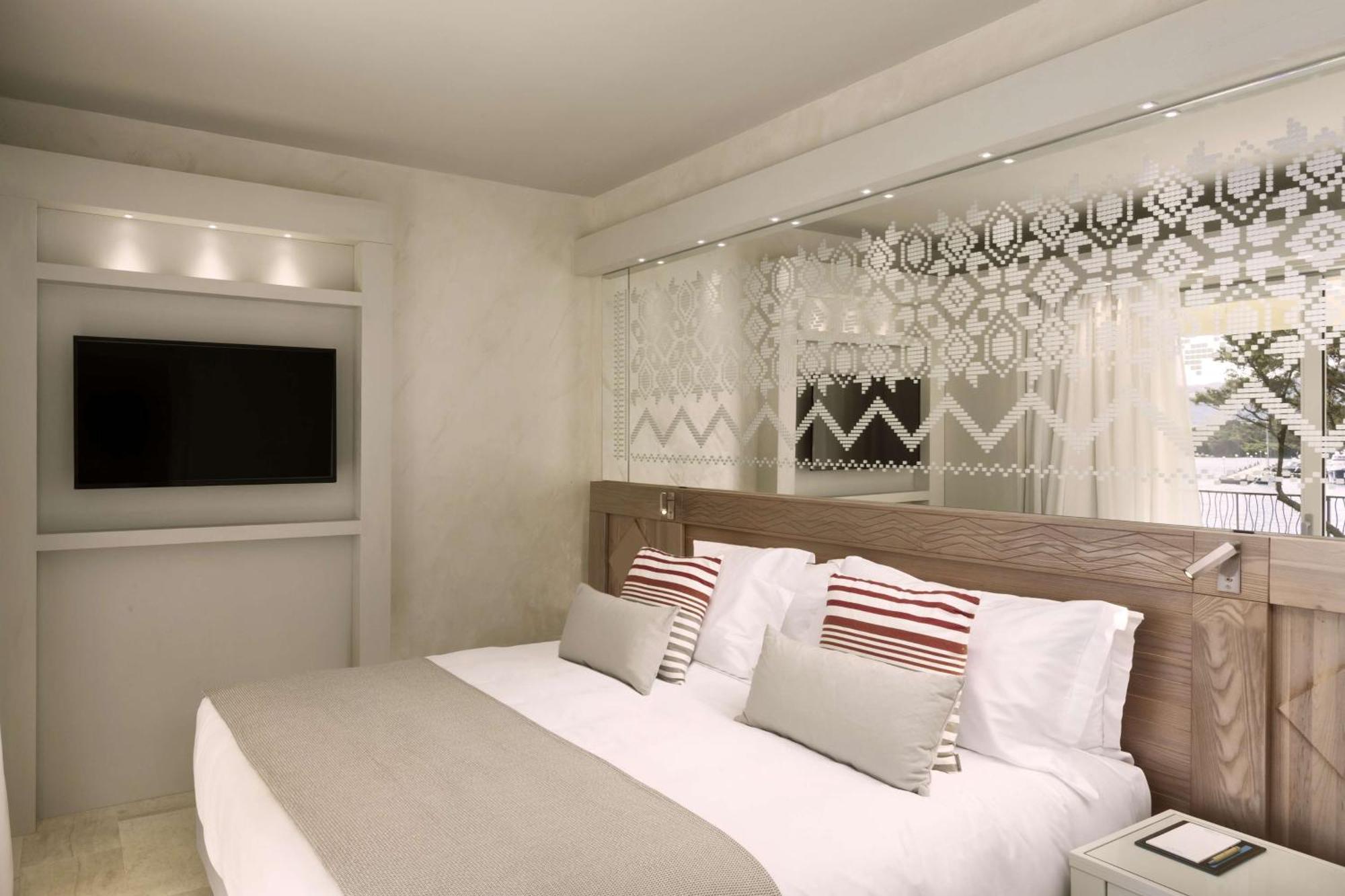 7Pines Resort Sardinia - A Destination By Hyatt バージャ・サルディニア エクステリア 写真